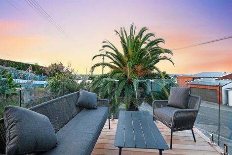 Photo of property in 50 Saint Andrews Hill Road, Mount Pleasant, Christchurch, 8081
