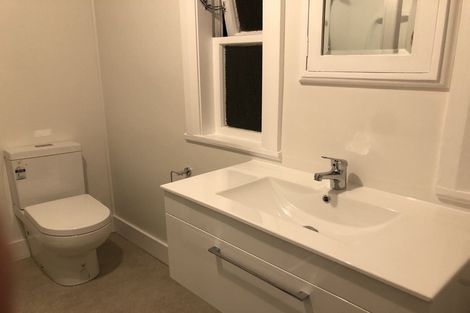 Photo of property in 23 Waipapa Road, Hataitai, Wellington, 6021