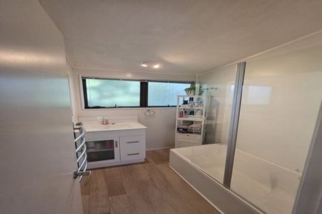 Photo of property in 19 Chrisarda Place, Red Hill, Papakura, 2110