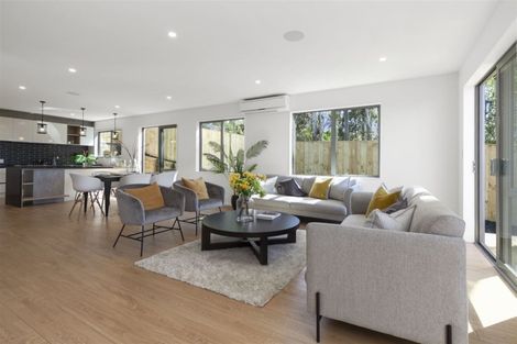 Photo of property in 5 Korari Way, Unsworth Heights, Auckland, 0632