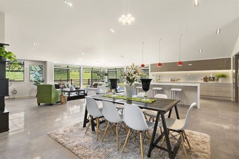 Photo of property in 53 Urquhart Road, Karaka, Papakura, 2580