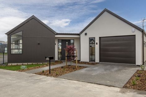 Photo of property in 2/1 Hebe Lane, Northwood, Christchurch, 8051