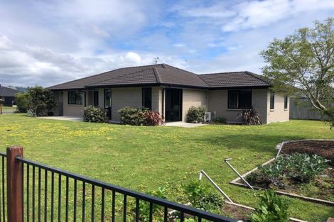 Photo of property in 182 Doncaster Drive, Papamoa Beach, Papamoa, 3118