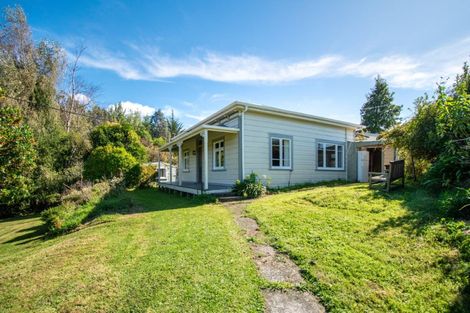 Photo of property in 104 Sandon Road, Feilding, 4702