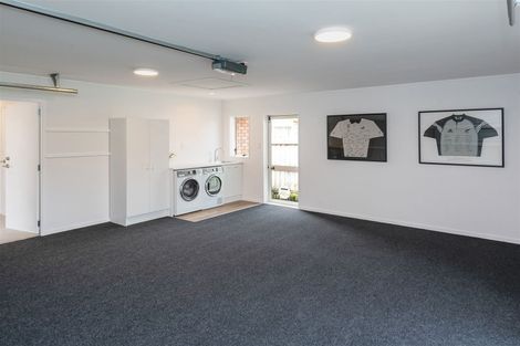 Photo of property in 2/23 Tarnica Road, Northpark, Auckland, 2013