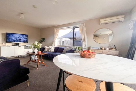 Photo of property in 2/41 Beauford Place, Parklands, Christchurch, 8083