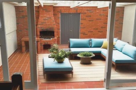 Photo of property in 28 Welland Place, Island Bay, Wellington, 6023