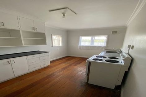 Photo of property in 229 Featherston Street, Palmerston North, 4410