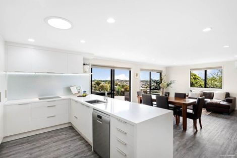 Photo of property in 22 Tokerau Crescent, Pukekohe, 2120