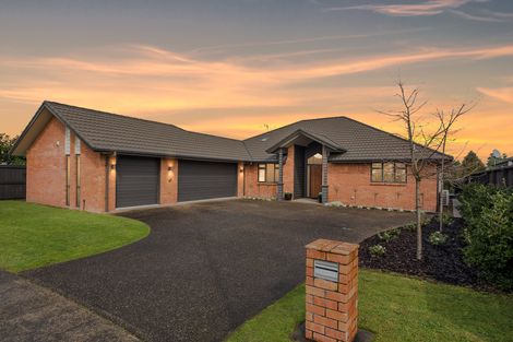 Photo of property in 7 Oldfield Court, Huntington, Hamilton, 3210