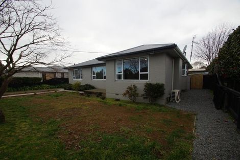 Photo of property in 39 Middlepark Road, Sockburn, Christchurch, 8042