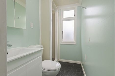 Photo of property in 22 Bowen Street, Woodville, 4920