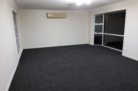 Photo of property in 15 Grimseys Road, Redwood, Christchurch, 8051