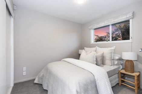 Photo of property in 2/72 Winters Road, Redwood, Christchurch, 8051