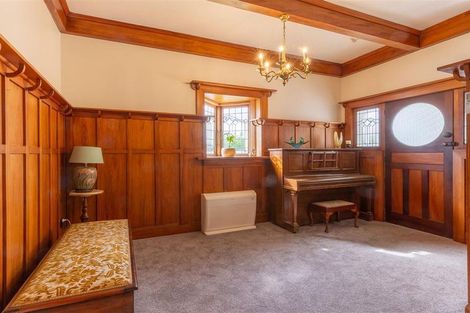 Photo of property in 17 Rhodes Street, Waimate, 7924