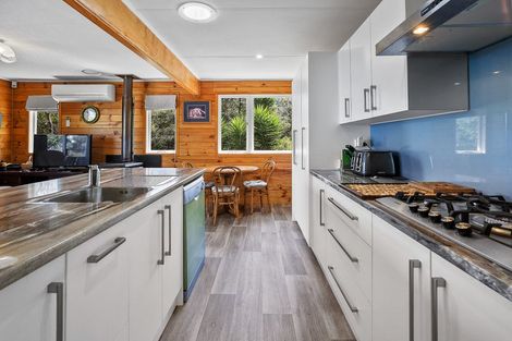 Photo of property in 10 Valder Place, Waiomu, Thames, 3575