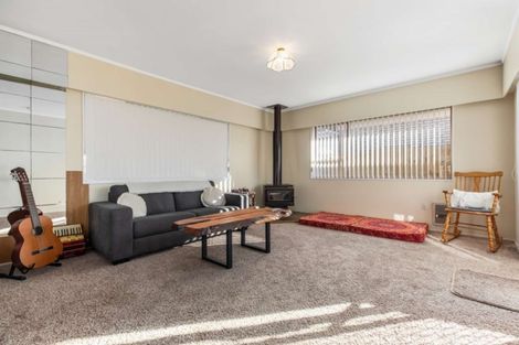 Photo of property in 2/461 Great South Road, Opaheke, Papakura, 2113