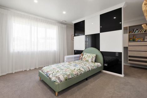 Photo of property in 19 Mike Smith Drive, Cambridge, 3434