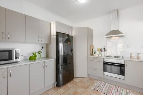 Photo of property in 25 Freyberg Crescent, Pukekohe, 2120