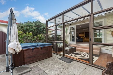 Photo of property in 351 Main Road, Tawa, Wellington, 5028