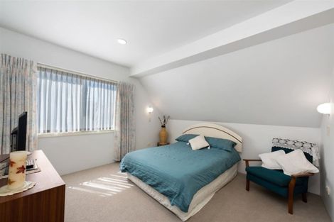 Photo of property in 1/207 Oceanbeach Road, Mount Maunganui, 3116