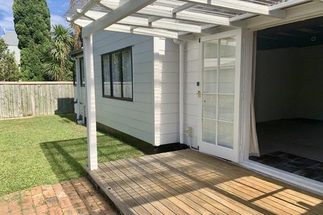 Photo of property in 1/26 Queens Parade, Devonport, Auckland, 0624