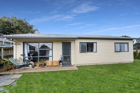 Photo of property in 12 Lane Road, Weymouth, Auckland, 2103