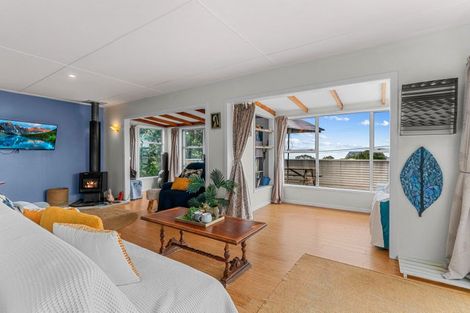 Photo of property in 3 Kelly Street, Baylys Beach, Dargaville, 0377