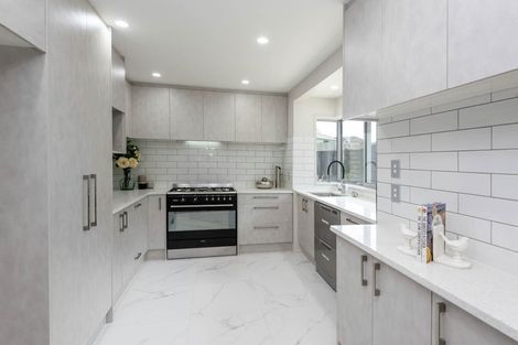 Photo of property in 3 Gills Road, Bucklands Beach, Auckland, 2014