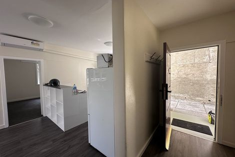 Photo of property in 3/20 Saint Michaels Crescent, Kelburn, Wellington, 6012