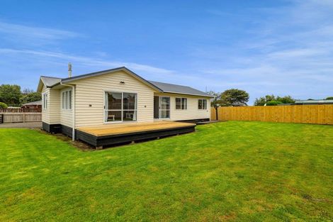 Photo of property in 75 Tauhuri Street, Manaia, 4612