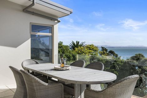 Photo of property in 16 Crispe Road, Clarks Beach, 2122