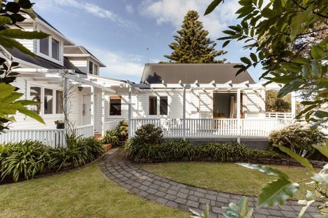 Photo of property in 153 Valley Road, Mount Maunganui, 3116
