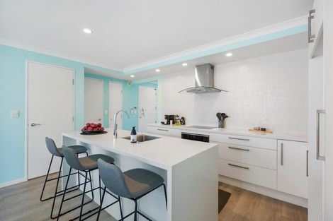 Photo of property in 419a Beach Road, Mairangi Bay, Auckland, 0630