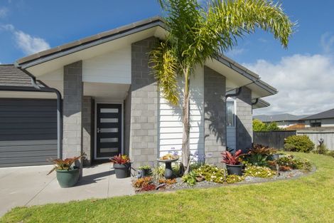 Photo of property in 36 Piata Street, Papamoa Beach, Papamoa, 3118