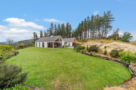 Photo of property in 49 Crest Road, Akatarawa, Upper Hutt, 5372