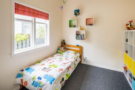 Photo of property in 5 Emerson Street, Berhampore, Wellington, 6023