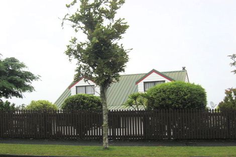 Photo of property in 11 Handley Place, Onerahi, Whangarei, 0110