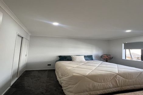 Photo of property in 8d Kent Road, Manurewa, Auckland, 2102