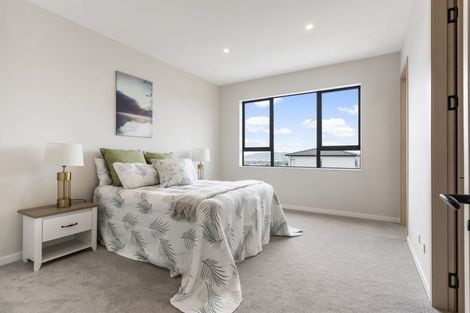 Photo of property in 14 Glann Lane, Flat Bush, 2019