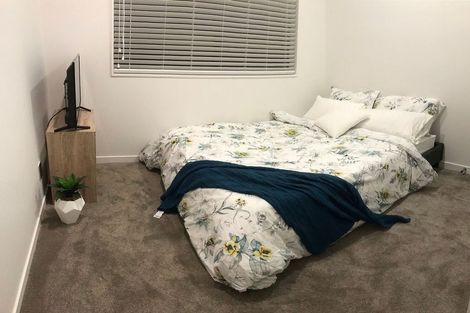 Photo of property in 13 Franheim Crescent, Orewa, 0931