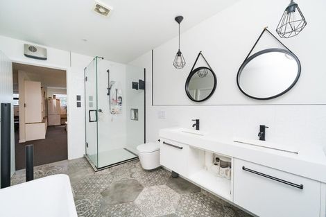 Photo of property in 22 Colombo Street, Hokowhitu, Palmerston North, 4410