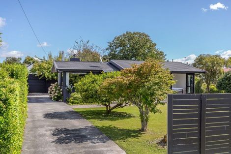 Photo of property in 14 Wood Street, Greytown, 5712