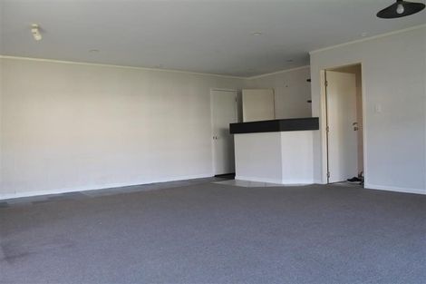 Photo of property in 7 Spears Place, Botany Downs, Auckland, 2010