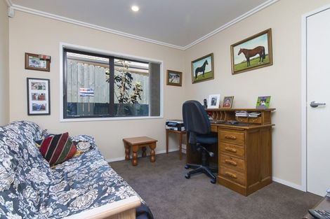 Photo of property in 1 Ludlow Place, Pukekohe, 2120