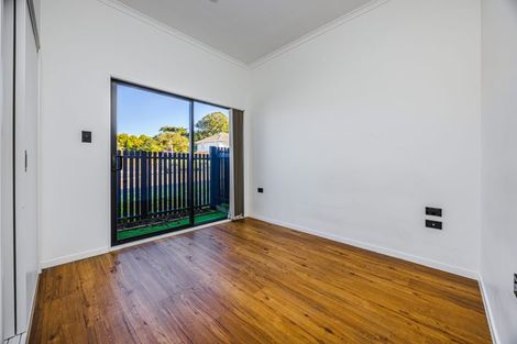 Photo of property in 4/25 Griffen Park Road, Mount Roskill, Auckland, 1041