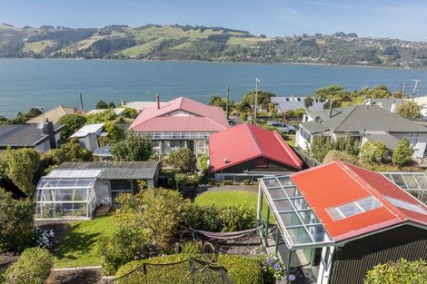 Photo of property in 11 Monowai Road, Ravensbourne, Dunedin, 9022
