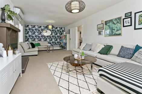 Photo of property in 160 Deep Creek Road, Torbay, Auckland, 0630