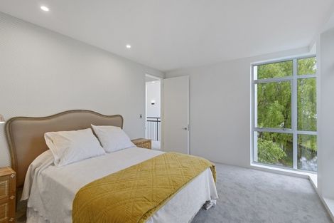 Photo of property in 100 Glandovey Road, Fendalton, Christchurch, 8052