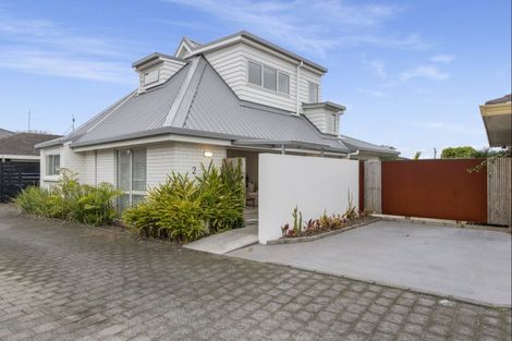 Photo of property in 8 Terrace Avenue, Mount Maunganui, 3116